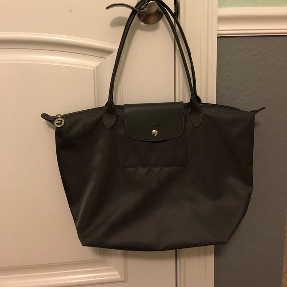 Longchamp Handbags - Longchamp Le Pliage Neo Tote